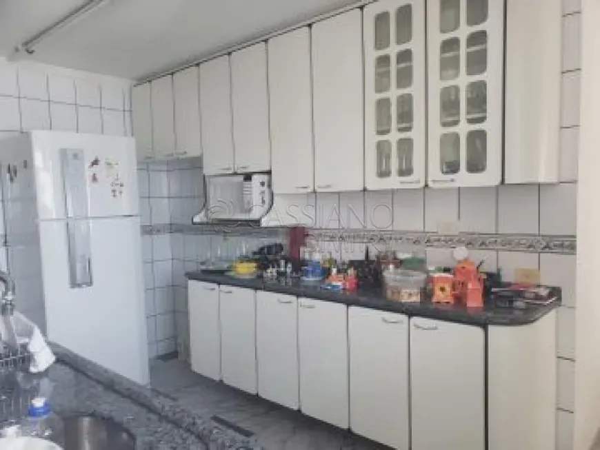 Foto 1 de Apartamento com 3 Quartos à venda, 130m² em Vila Adyana, São José dos Campos