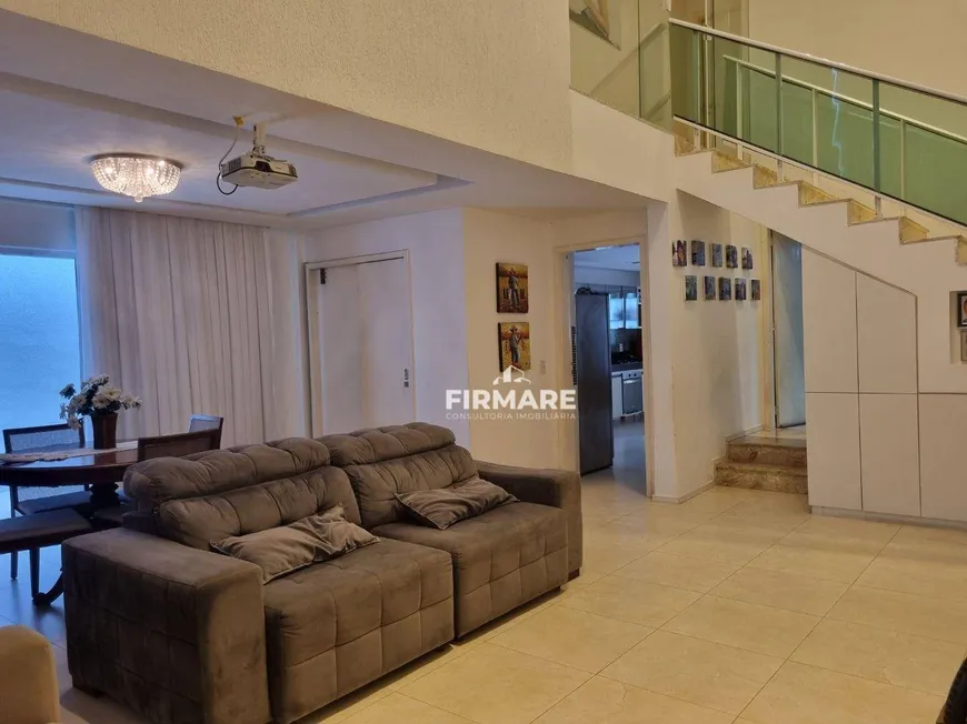 Foto 1 de Casa com 5 Quartos à venda, 262m² em Edson Queiroz, Fortaleza