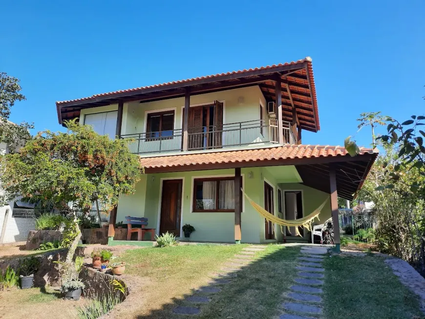 Foto 1 de Casa de Condomínio com 3 Quartos à venda, 168m² em Porto da Lagoa, Florianópolis