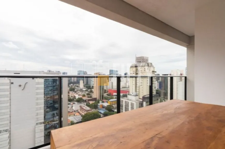 Foto 1 de Apartamento com 2 Quartos à venda, 96m² em Itaim Bibi, São Paulo