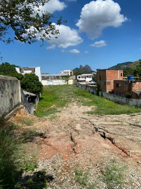 Foto 1 de Lote/Terreno à venda, 2000m² em Jacarepaguá, Rio de Janeiro