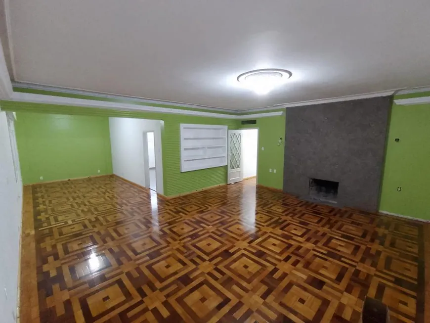 Foto 1 de Casa com 3 Quartos para venda ou aluguel, 280m² em Cristo Redentor, Porto Alegre