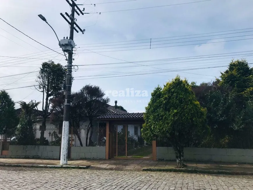 Foto 1 de Casa com 3 Quartos à venda, 720m² em Loteamento Central, Canela