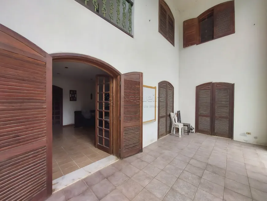 Foto 1 de Casa com 4 Quartos à venda, 451m² em Barro, Recife