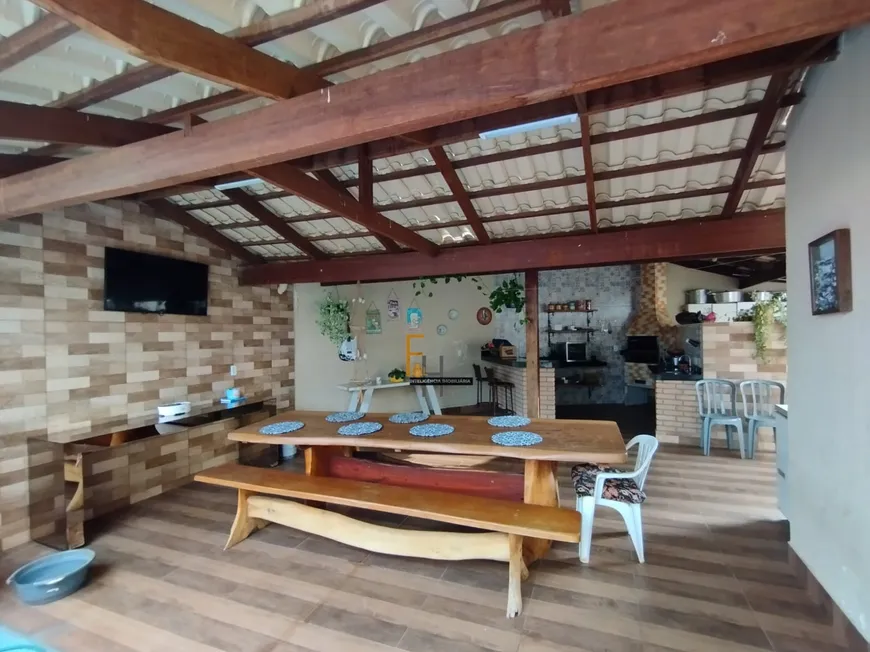 Foto 1 de Casa com 3 Quartos à venda, 190m² em Setor Tres Marias I, Goiânia