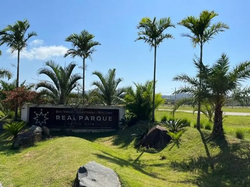 Foto 1 de Lote/Terreno à venda, 459m² em Ingleses do Rio Vermelho, Florianópolis