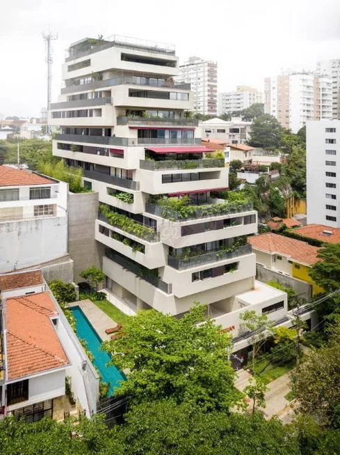 Foto 1 de Apartamento com 4 Quartos à venda, 390m² em Sumaré, São Paulo