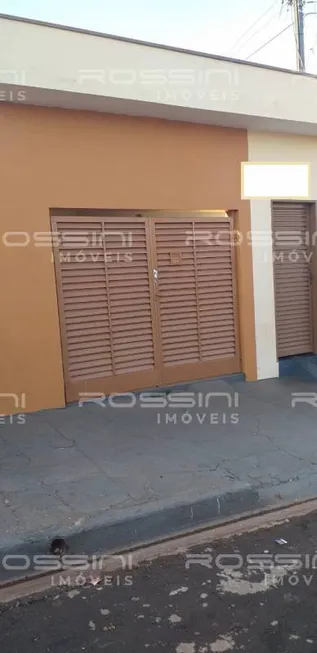 Foto 1 de Casa com 3 Quartos à venda, 180m² em Antonio Marincek, Ribeirão Preto