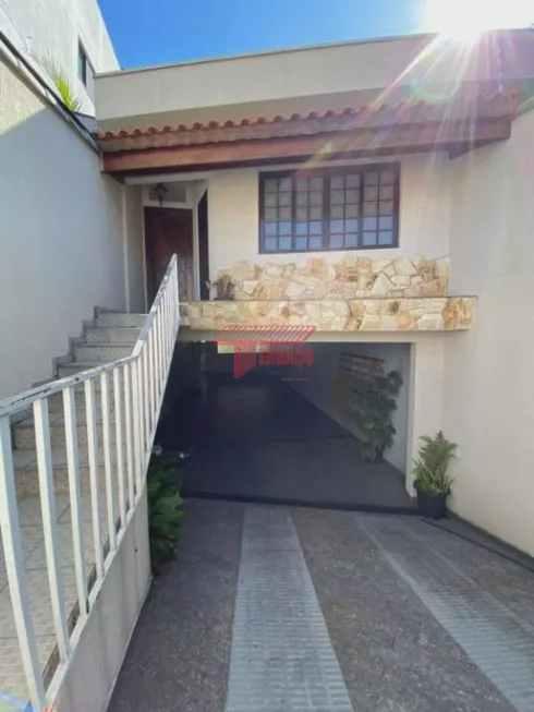 Foto 1 de Casa com 2 Quartos para alugar, 145m² em Vila Linda, Santo André