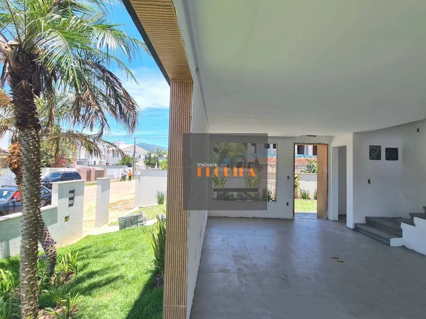 Foto 1 de Casa com 3 Quartos à venda, 122m² em Campeche, Florianópolis