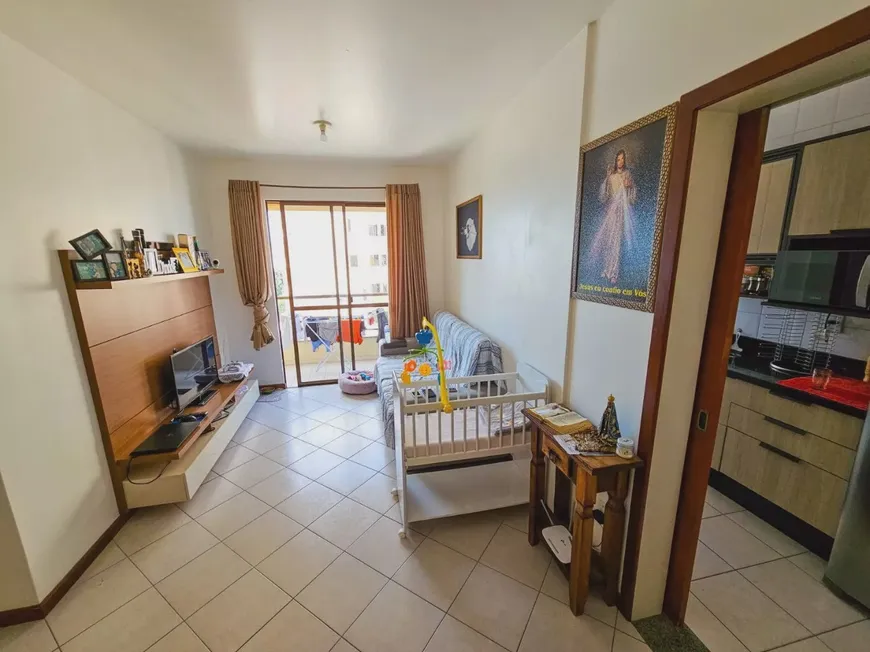 Foto 1 de Apartamento com 2 Quartos à venda, 68m² em Barreiros, São José