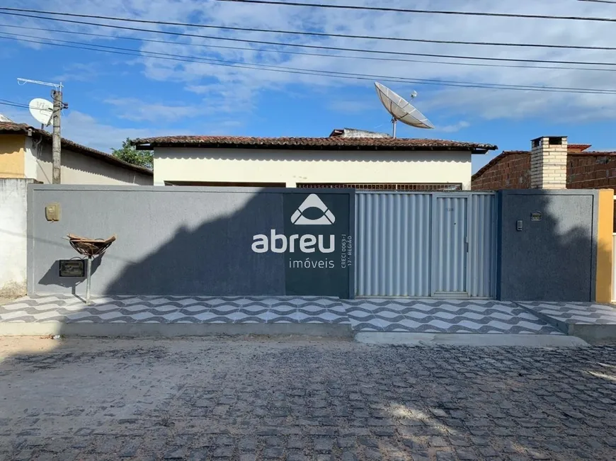 Foto 1 de Casa com 3 Quartos à venda, 93m² em Planalto, Natal