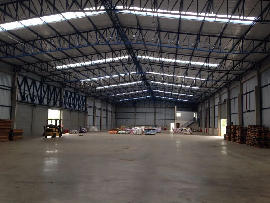 Foto 1 de Galpão/Depósito/Armazém para alugar, 2400m² em Por da Figueira, Nova Santa Rita