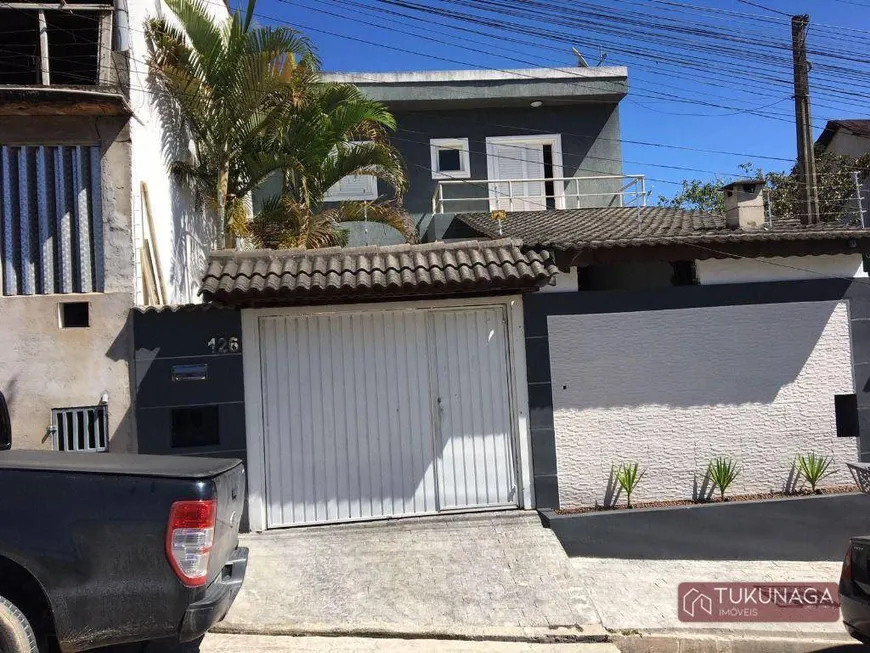 Foto 1 de Sobrado com 3 Quartos à venda, 200m² em Fazenda Rincao, Arujá