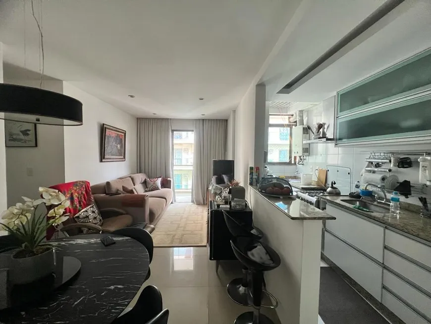 Foto 1 de Apartamento com 2 Quartos à venda, 70m² em Jacarepaguá, Rio de Janeiro