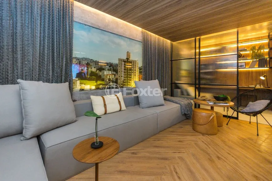 Foto 1 de Apartamento com 2 Quartos à venda, 62m² em Rio Branco, Porto Alegre