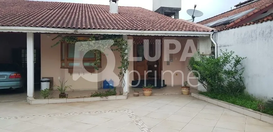 Foto 1 de Casa com 3 Quartos para alugar, 400m² em Centro, Mairiporã
