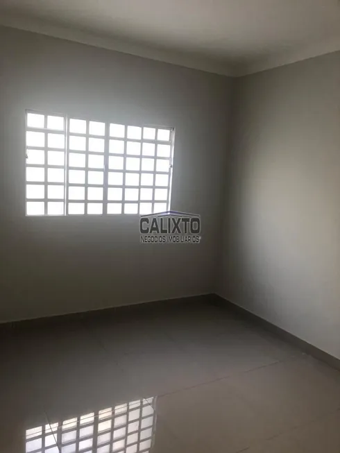 Foto 1 de Casa com 4 Quartos à venda, 120m² em Jardim Brasília, Uberlândia