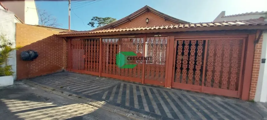 Foto 1 de Casa com 3 Quartos à venda, 257m² em Vila Scarpelli, Santo André