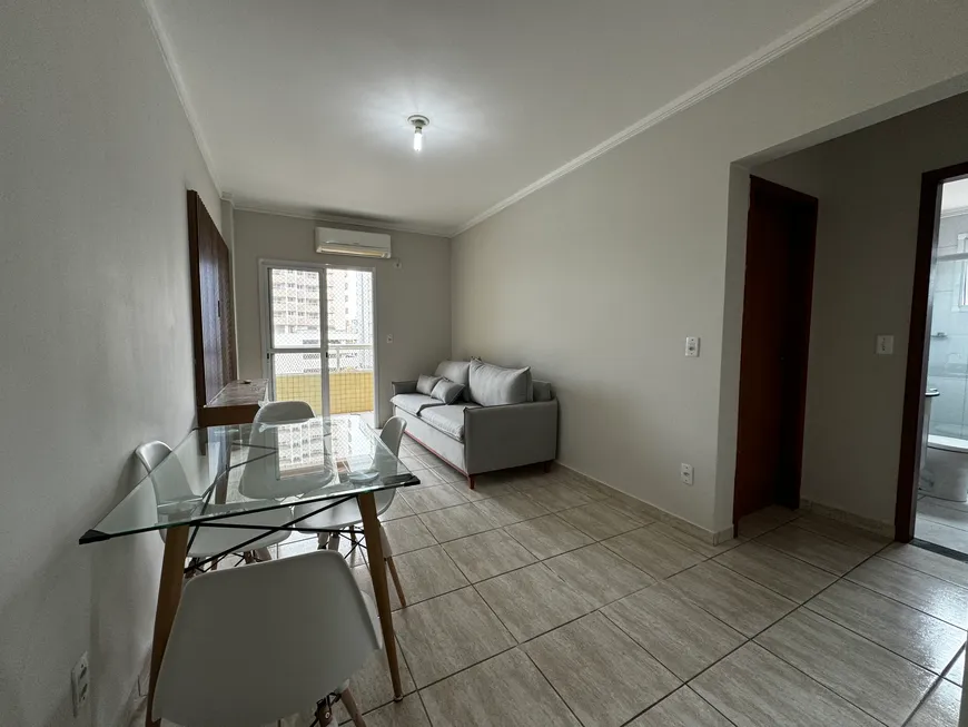 Foto 1 de Apartamento com 2 Quartos à venda, 70m² em Aviação, Praia Grande