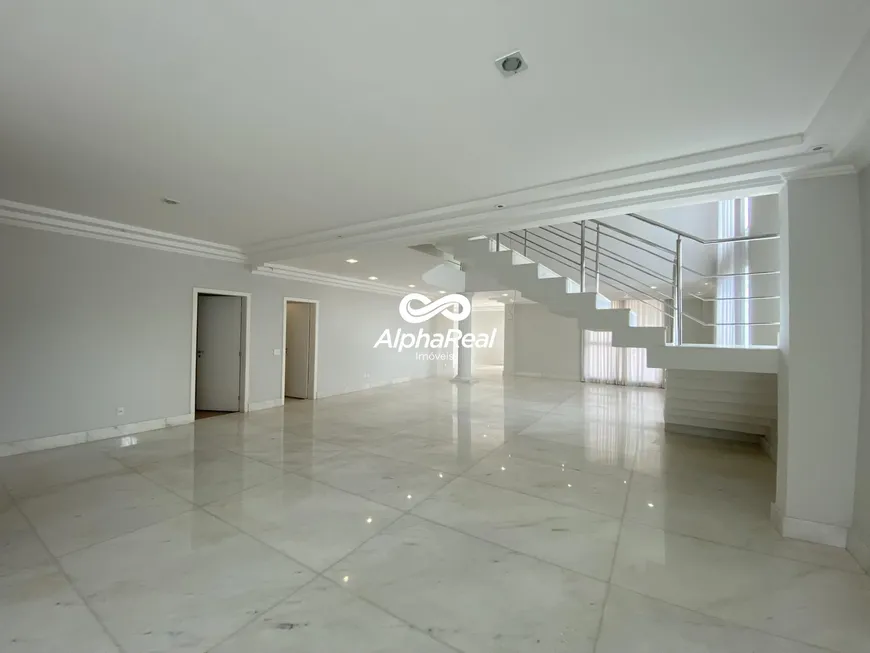 Foto 1 de Casa de Condomínio com 5 Quartos para venda ou aluguel, 570m² em Alphaville Lagoa Dos Ingleses, Nova Lima