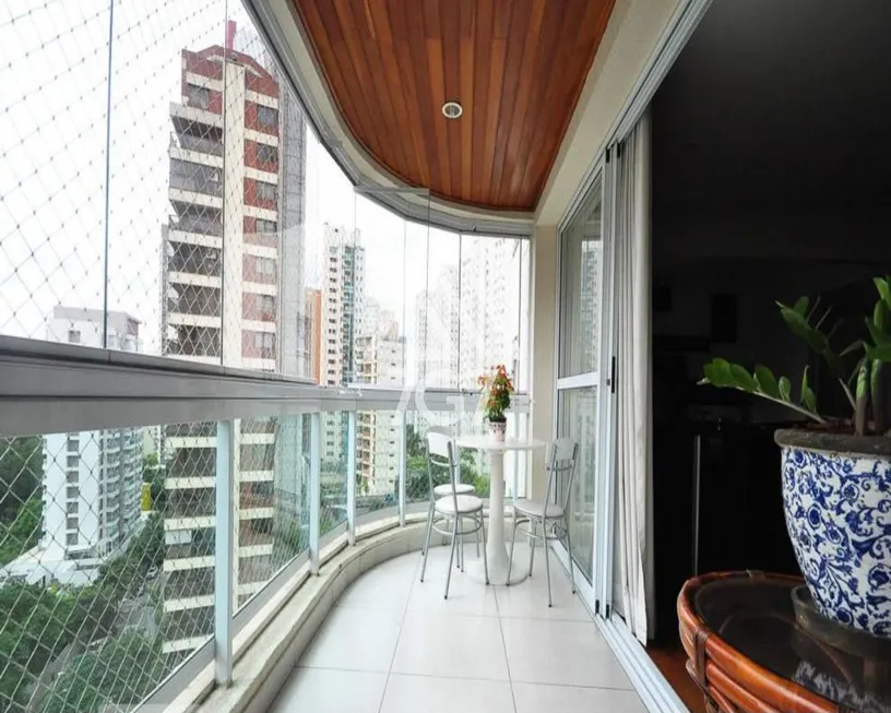 Foto 1 de Apartamento com 3 Quartos à venda, 128m² em Morumbi, São Paulo