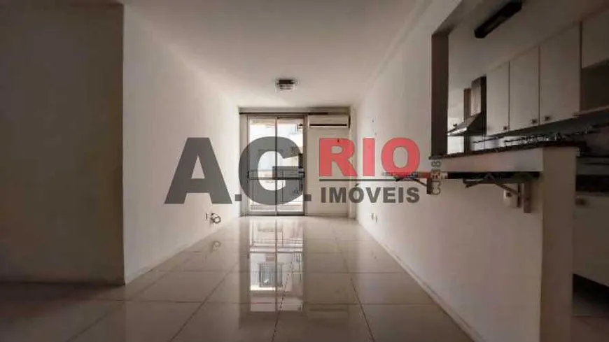 Foto 1 de Apartamento com 2 Quartos à venda, 65m² em Praça Seca, Rio de Janeiro