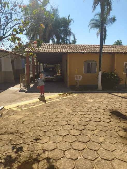 Foto 1 de Casa com 3 Quartos à venda, 70m² em Centro, Caldas Novas