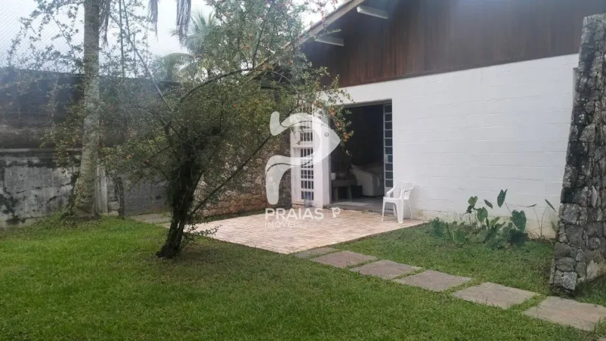 Foto 1 de Casa com 3 Quartos à venda, 150m² em Balneário Praia do Pernambuco, Guarujá