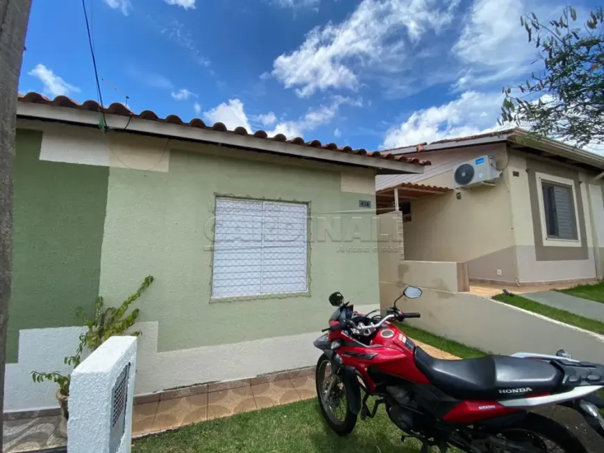 Foto 1 de Casa de Condomínio com 3 Quartos para alugar, 70m² em Jardim Ipanema, São Carlos