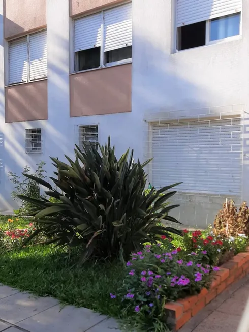 Foto 1 de Apartamento com 1 Quarto para alugar, 50m² em Jardim Leopoldina, Porto Alegre