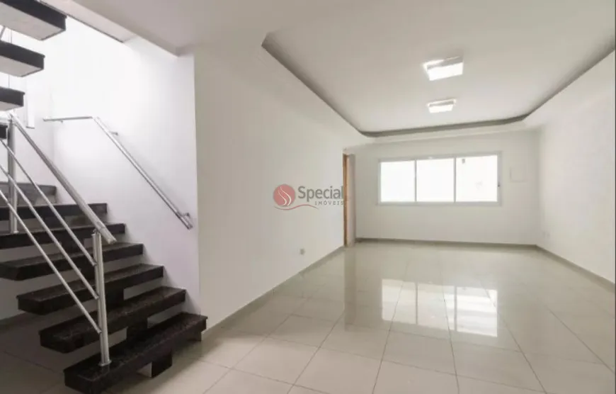 Foto 1 de Sobrado com 3 Quartos à venda, 298m² em Vila Carrão, São Paulo