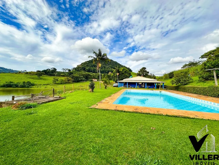 Foto 1 de Fazenda/Sítio com 4 Quartos à venda, 30000m² em , Socorro