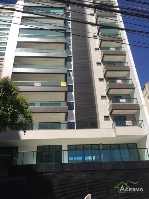 Foto 1 de Apartamento com 4 Quartos à venda, 200m² em Centro, Juiz de Fora