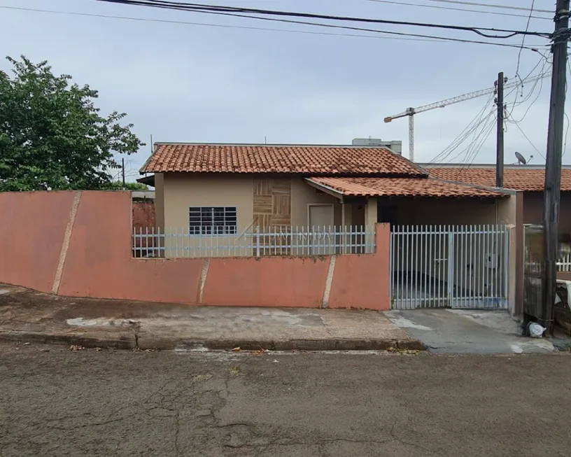 Foto 1 de Casa com 3 Quartos à venda, 60m² em Pacaembu, Londrina