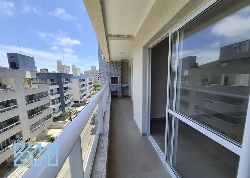 Foto 1 de Apartamento com 3 Quartos à venda, 95m² em Bombas, Bombinhas