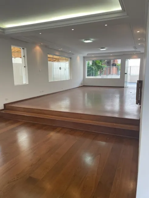 Foto 1 de Casa de Condomínio com 3 Quartos à venda, 400m² em Alphaville Residencial 5, Santana de Parnaíba