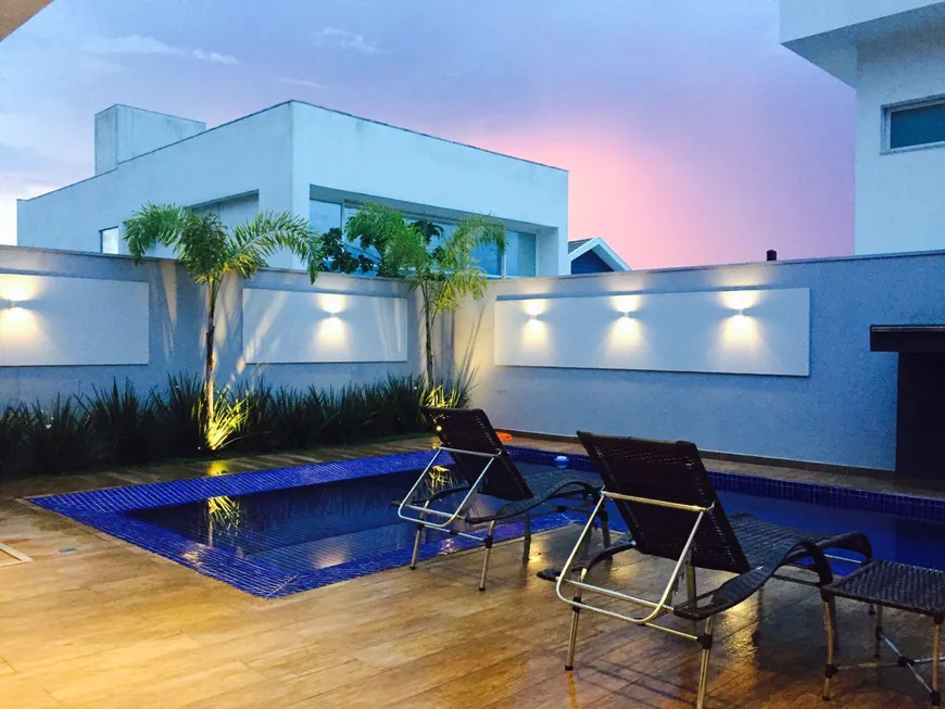 Foto 1 de Casa de Condomínio com 3 Quartos à venda, 440m² em Residencial Lago Sul, Bauru