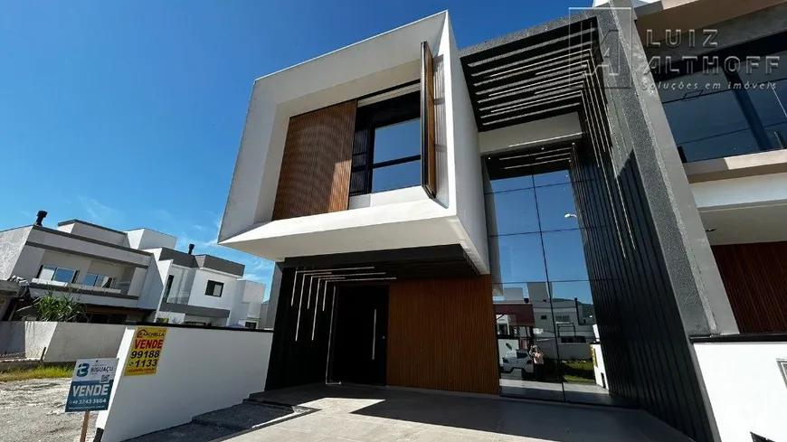 Foto 1 de Casa de Condomínio com 3 Quartos à venda, 203m² em Deltaville, Biguaçu