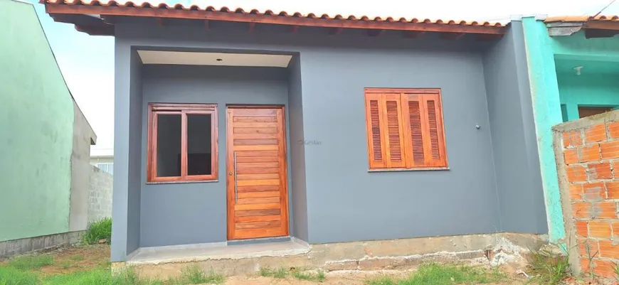 Foto 1 de Casa com 2 Quartos à venda, 48m² em Brigadeira, Canoas