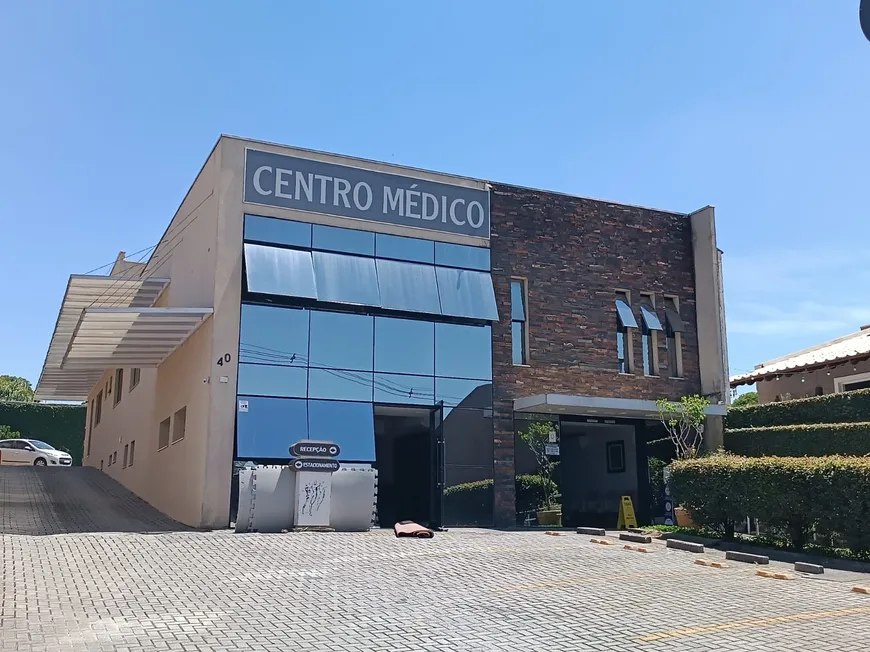 Foto 1 de Prédio Comercial à venda, 600m² em São Braz, Curitiba