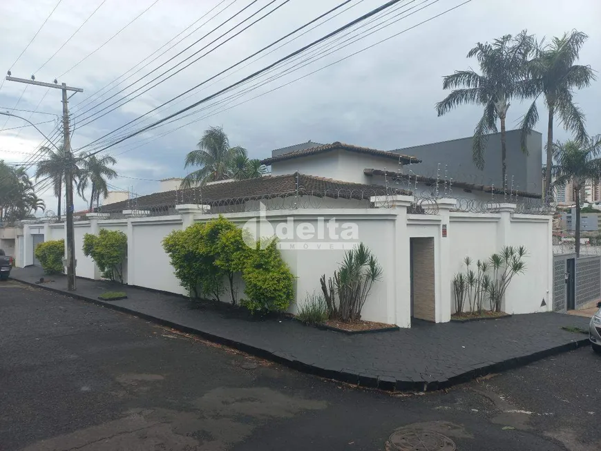 Foto 1 de Imóvel Comercial com 5 Quartos para alugar, 280m² em Vigilato Pereira, Uberlândia