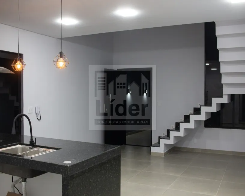 Foto 1 de Casa com 2 Quartos à venda, 125m² em Caçapava Velha, Caçapava