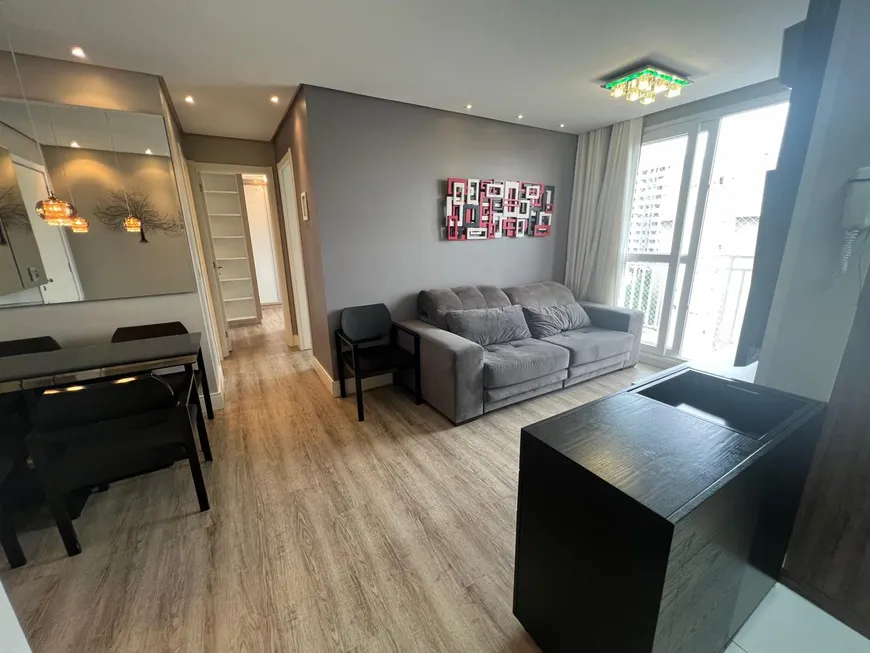 Foto 1 de Apartamento com 2 Quartos para alugar, 56m² em Jardim Itú Sabará, Porto Alegre