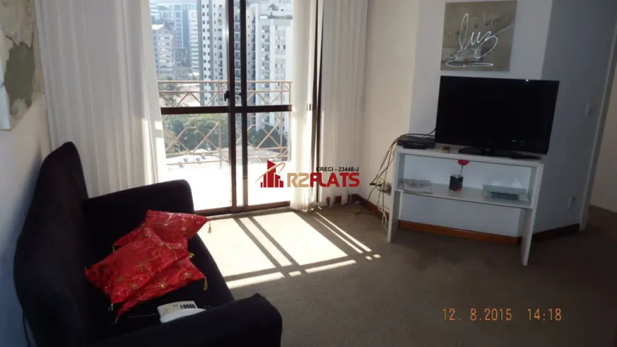 Foto 1 de Flat com 1 Quarto à venda, 48m² em Vila Olímpia, São Paulo