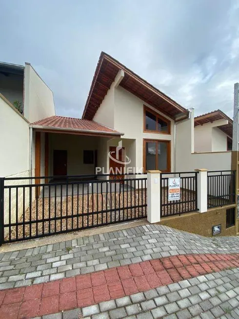 Foto 1 de Casa com 2 Quartos à venda, 80m² em Tomaz Coelho, Brusque