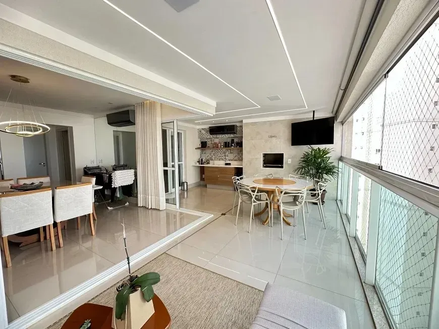 Foto 1 de Apartamento com 3 Quartos à venda, 117m² em Itaim Paulista, São Paulo