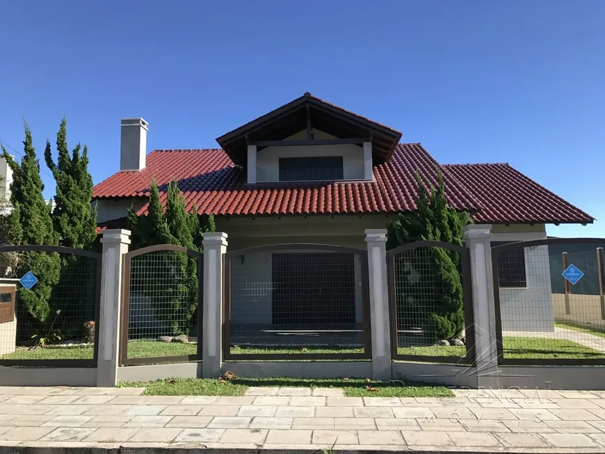 Foto 1 de Casa com 3 Quartos à venda, 206m² em Remanso, Xangri-lá