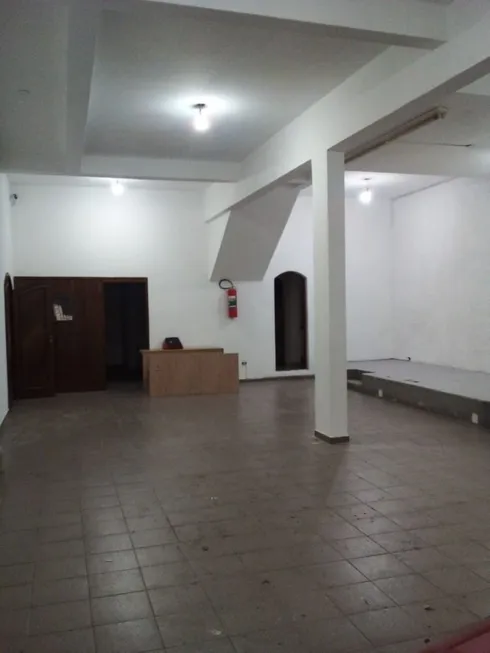 Foto 1 de Sobrado com 3 Quartos à venda, 481m² em Vila Pires, Santo André