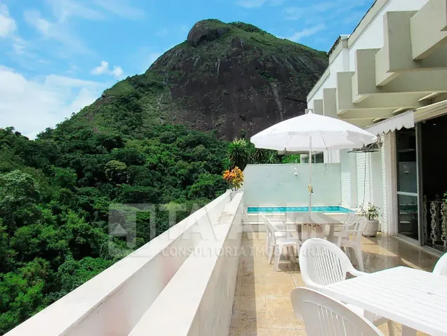 Foto 1 de Cobertura com 3 Quartos à venda, 209m² em Lagoa, Rio de Janeiro